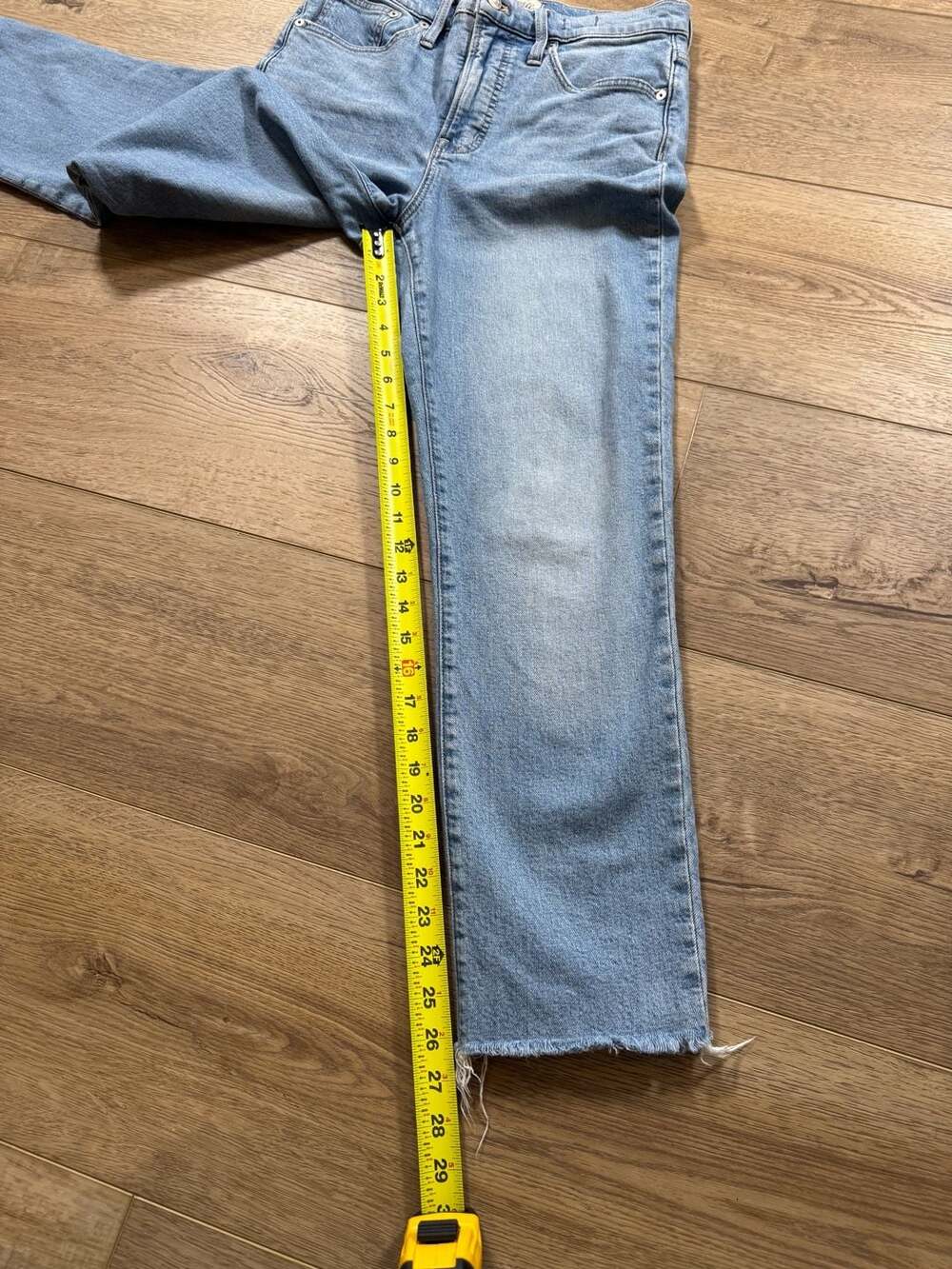 Madewell The Perfect Vintage Jean Raw Hem Light Wash Size 26 - Picture 4 of 7